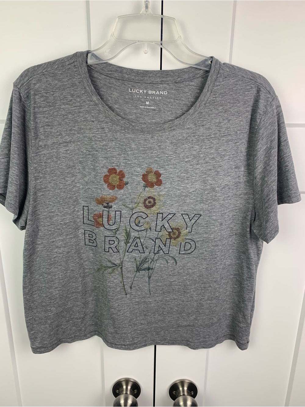 Lucky Brand MEDIUM Gray Cropped Tee Floral Boxy Boho Casual Y2K
